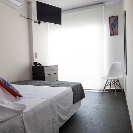 Hotel Grand H&R Villeta Ngoại thất bức ảnh