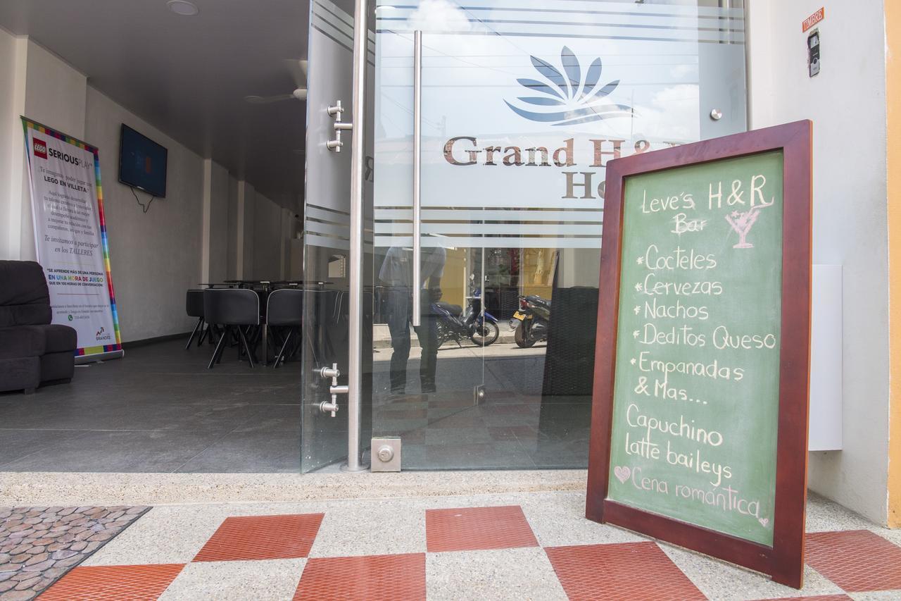 Hotel Grand H&R Villeta Ngoại thất bức ảnh